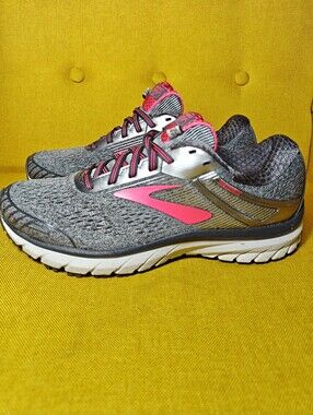 Brooks Adrenaline GTS 18 Ebony/Silver/Pink Size Women's Running Shoes Size 8.5